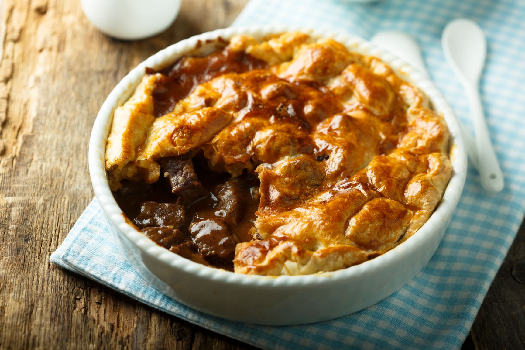 How to Make The Ultimate...Steak & Ale... | Great British ...