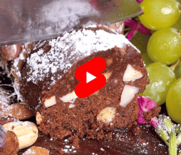 No-bake chocolate tiffin salami 