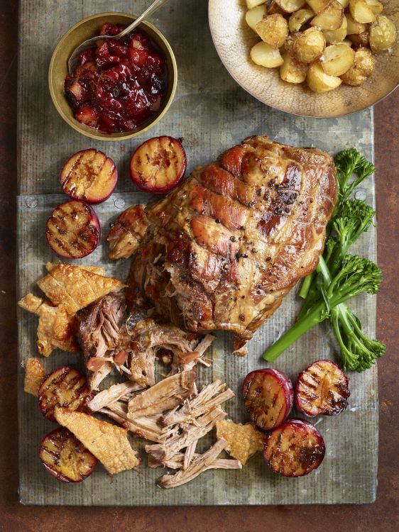 Spiced Pulled Pork with Orchard Fruit