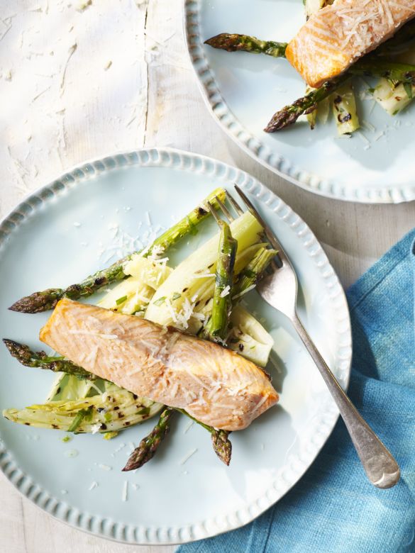 Griddled Trout with Asparagus, Fennel & Pecorino Salad