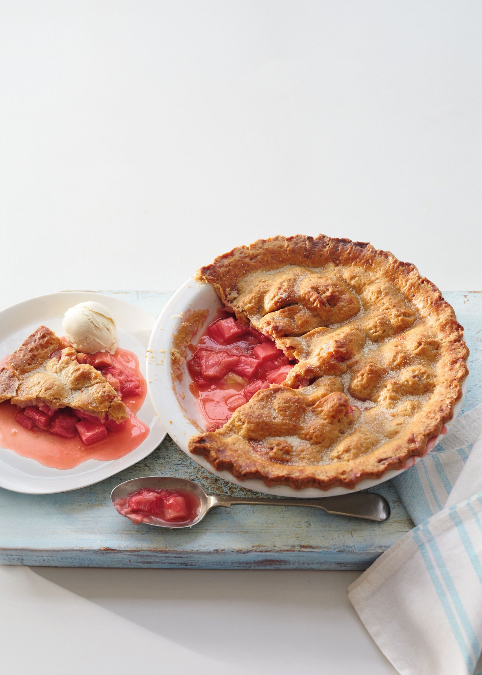 Rhubarb & Ginger Crunch Pie