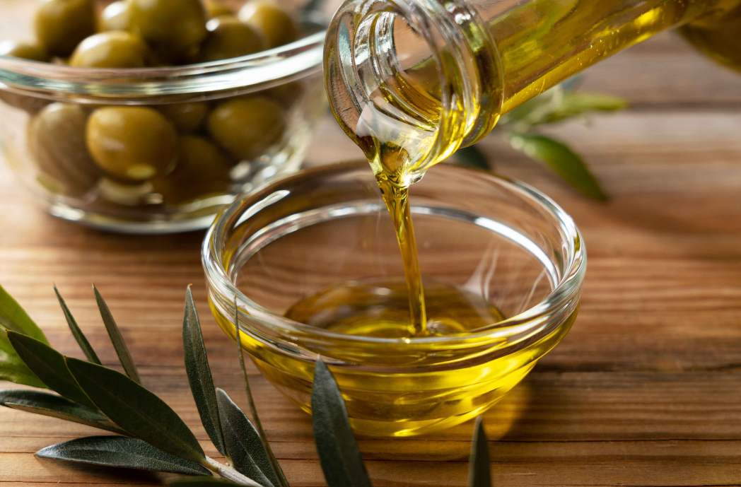 Image for blog - Cold-pressed olive oil: a cook’s guide