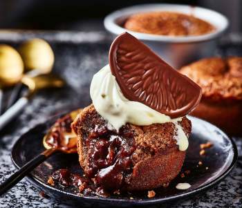 Image for recipe - Melt-in-the-middle Chocolate Orange Pudding