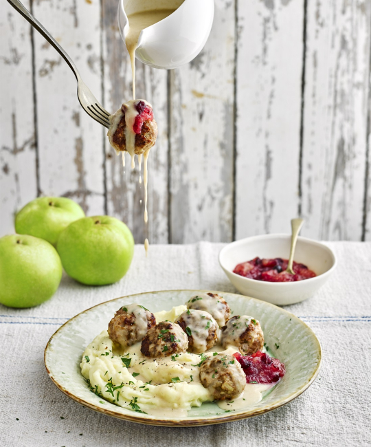 Image for Recipe - Apple Meatballs with Creamy Mash
