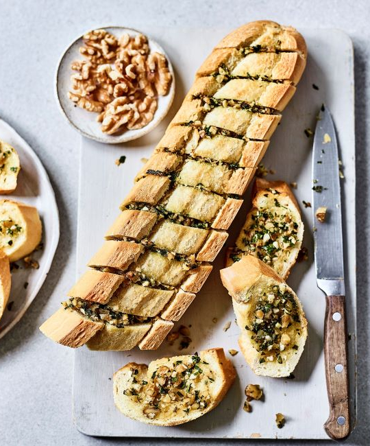 Image for Recipe - Garlic Bread with Walnuts