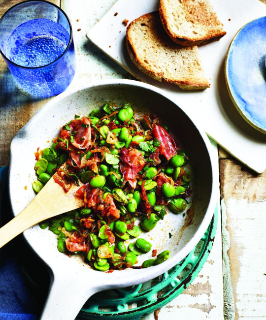 Image for Recipe - Broad Beans with Serrano Ham