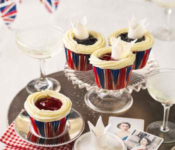 Image for recipe - Jubilee Cupcakes