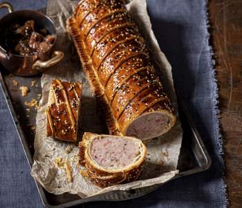 Image for recipe - The Ultimate Sausage Roll