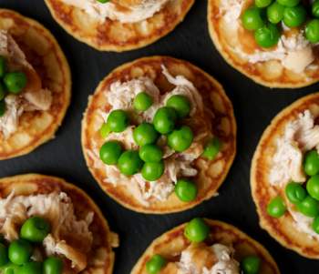 Image for recipe - Roast chicken and pea blini
