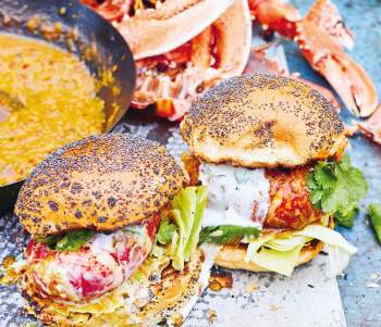 Image for recipe - Grilled Indian Lobster Roll