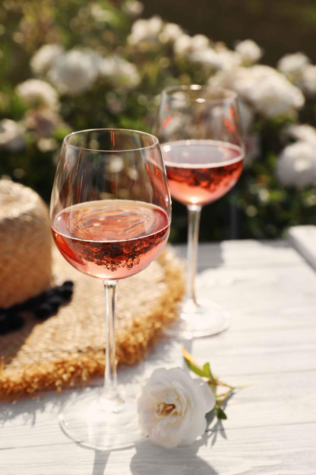 Image for blog - English wines for spring: 6 of the best