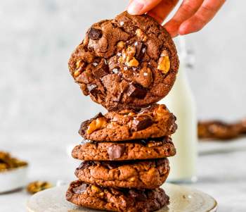 Image for recipe - Chocolate Brownie Walnut Cookies
