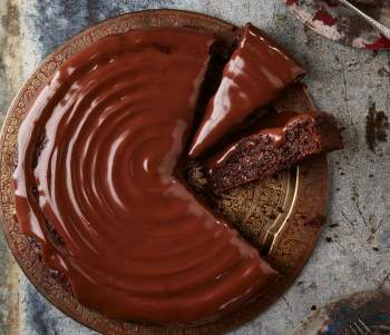 Image for recipe - Beetroot, Chocolate & Coconut Cake